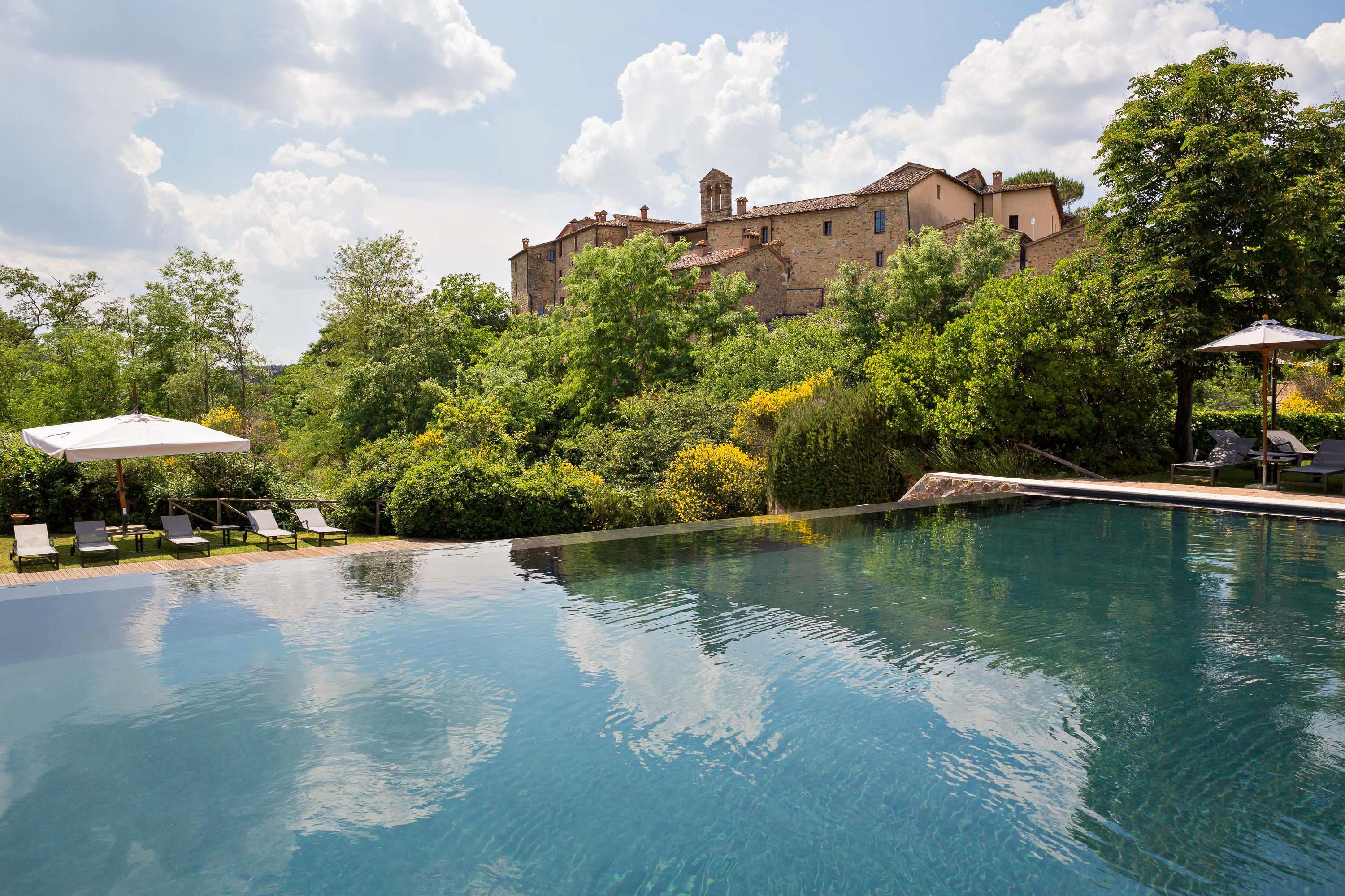 Castel Monastero - The Leading Hotels Of The World Castelnuovo Berardenga Exterior photo