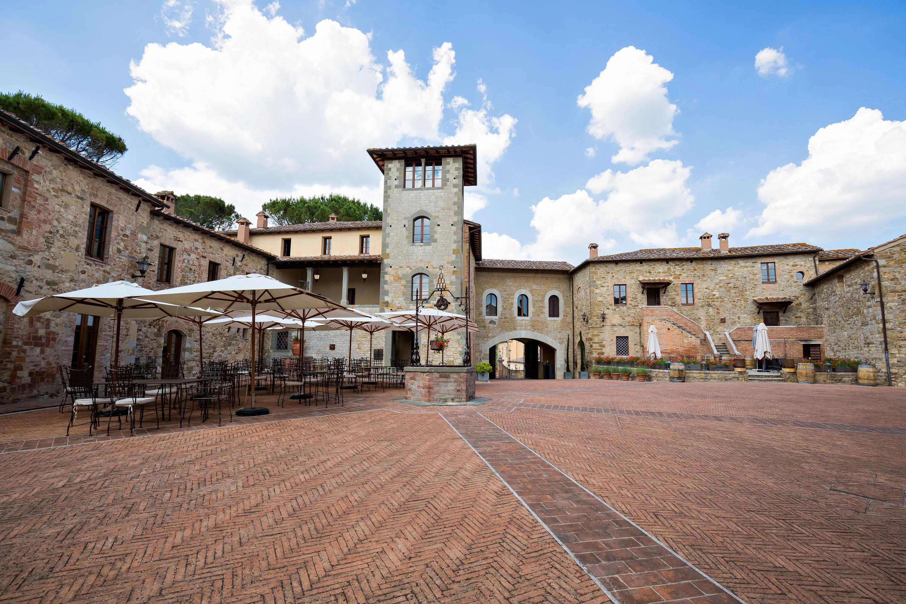 Castel Monastero - The Leading Hotels Of The World Castelnuovo Berardenga Exterior photo