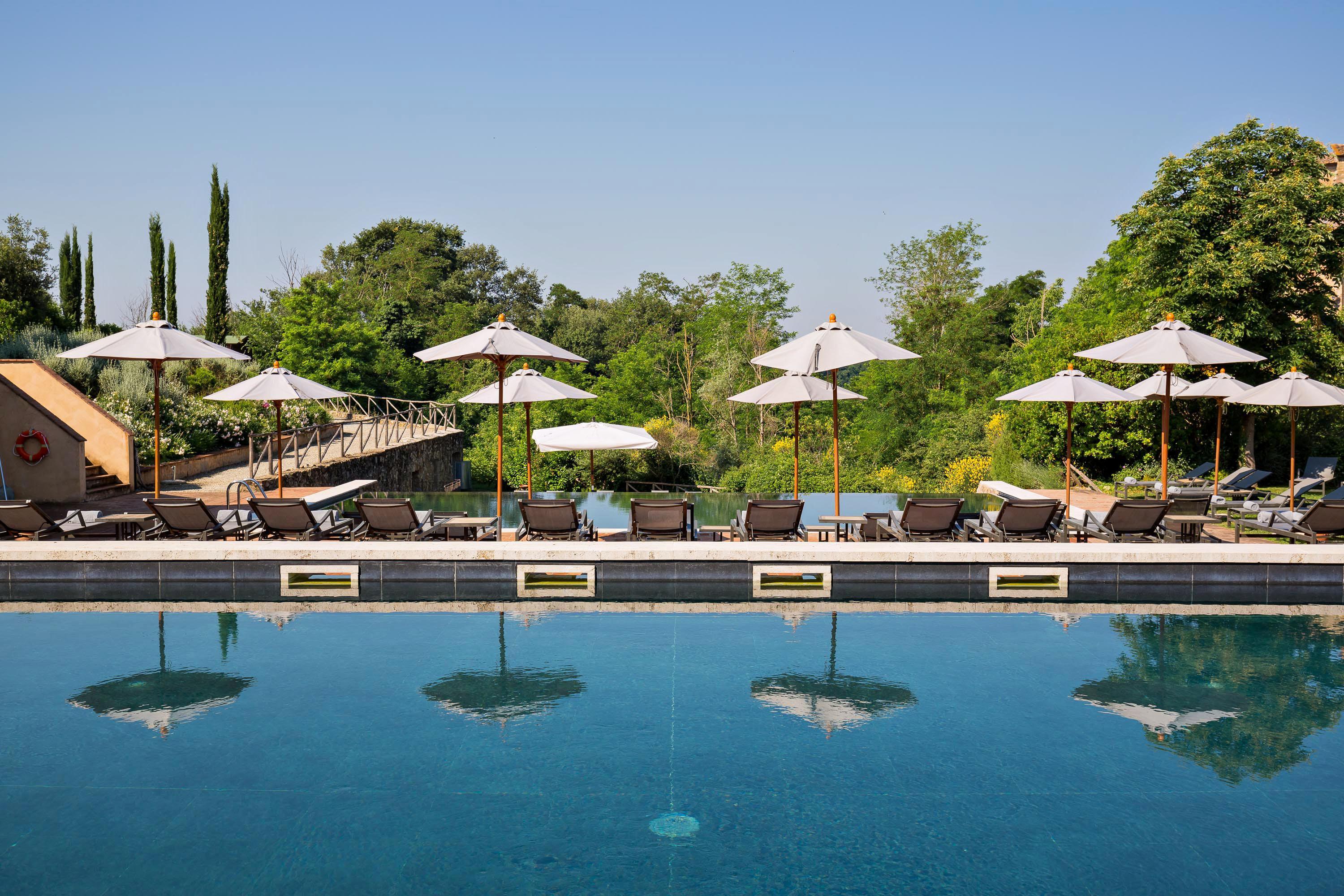 Castel Monastero - The Leading Hotels Of The World Castelnuovo Berardenga Exterior photo