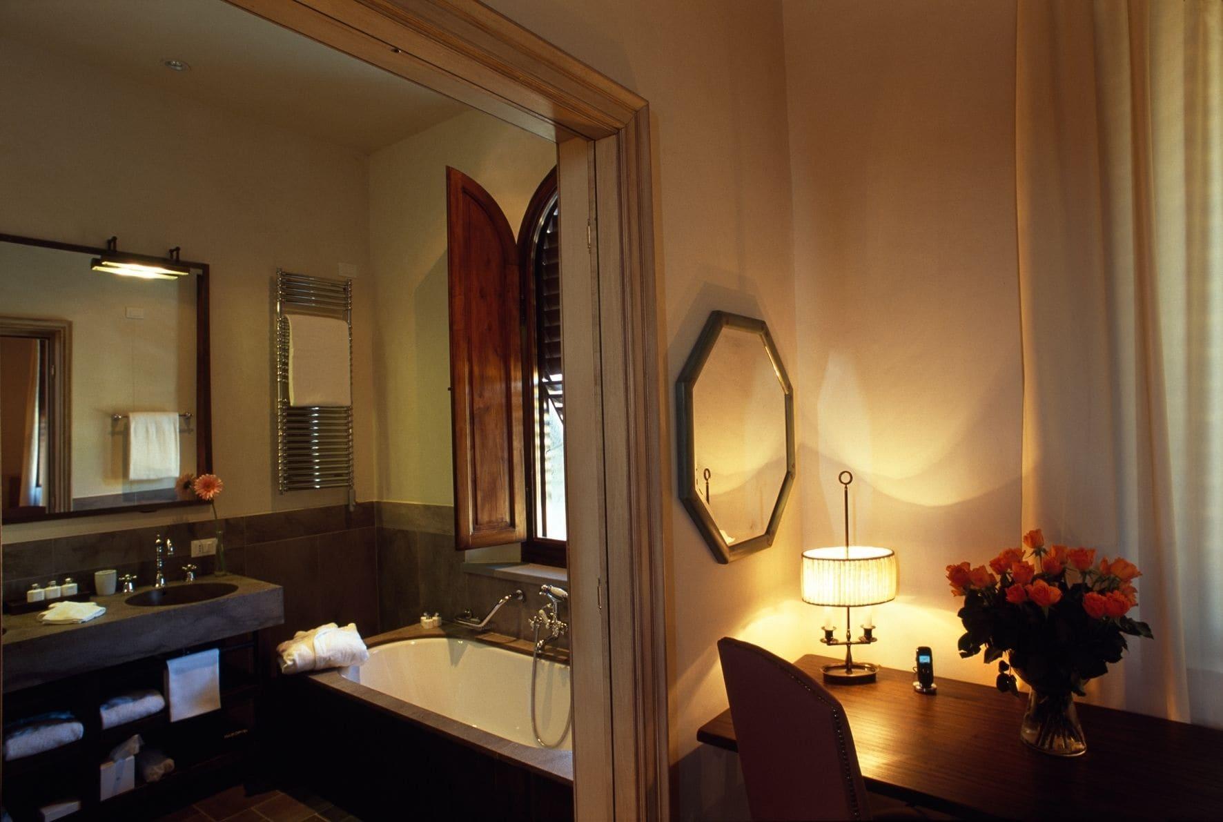Castel Monastero - The Leading Hotels Of The World Castelnuovo Berardenga Exterior photo